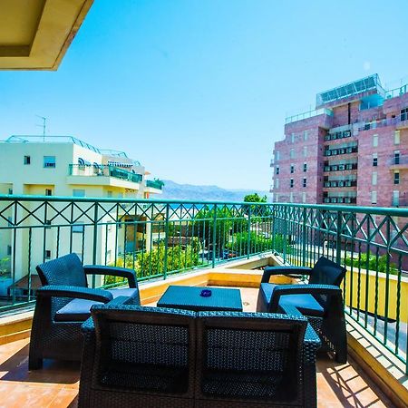 C Class Apartment Eilat Exterior foto